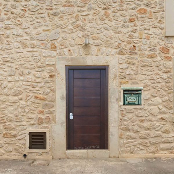 Puerta de Entrada de Madera Maciza Iroko